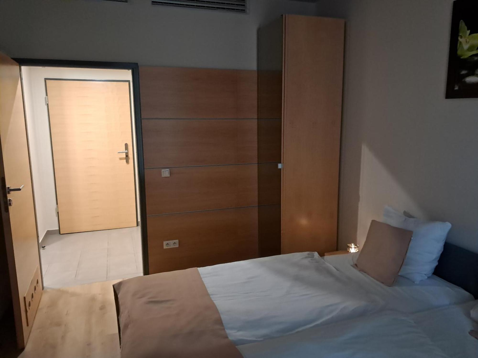 Hotel Kolna Krasków Eksteriør bilde