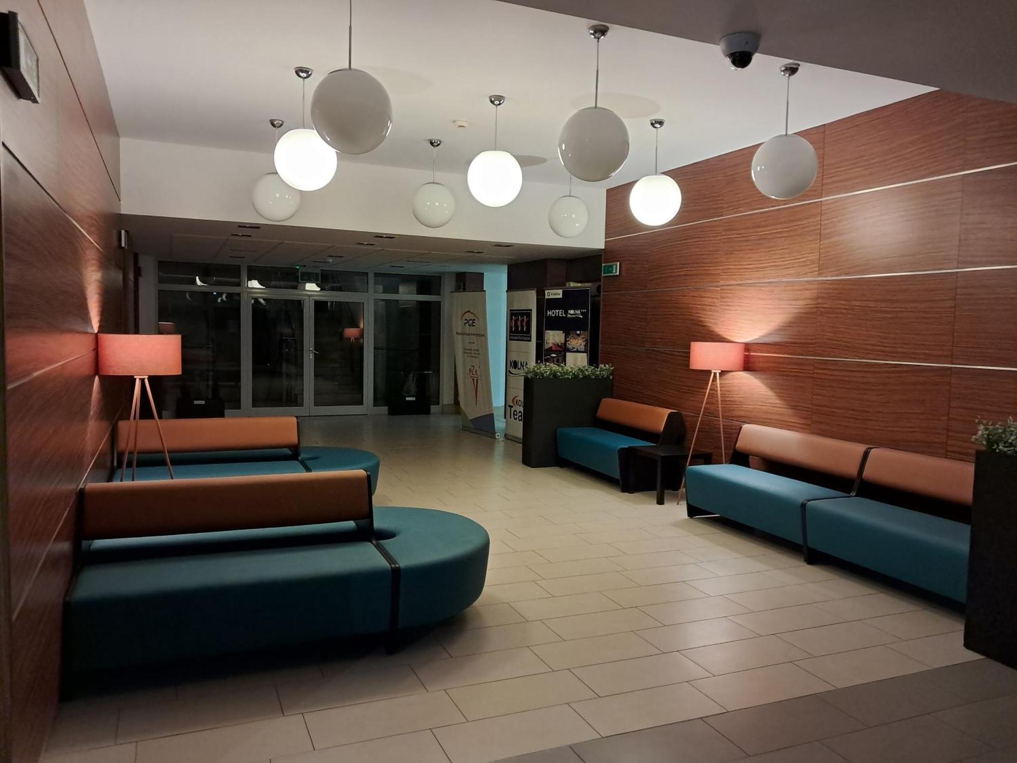 Hotel Kolna Krasków Eksteriør bilde